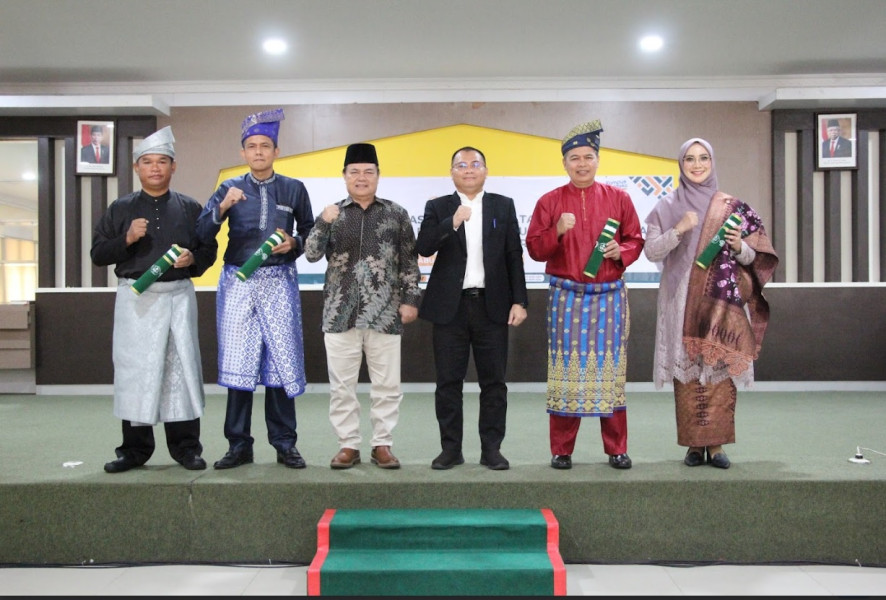 Ketua Yayasan Pendidikan Raja Ali Lantik Dekan Empat Fakultas di Unilak