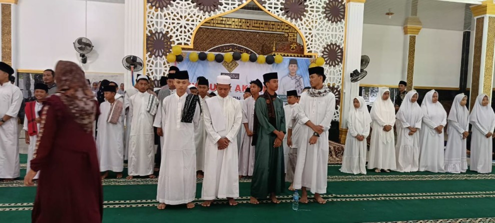 Muhammad Daffa Hafizh 30 Juz, Hadiah Umrah Warnai Wisuda Akbar PPAD Gunung Sahilan